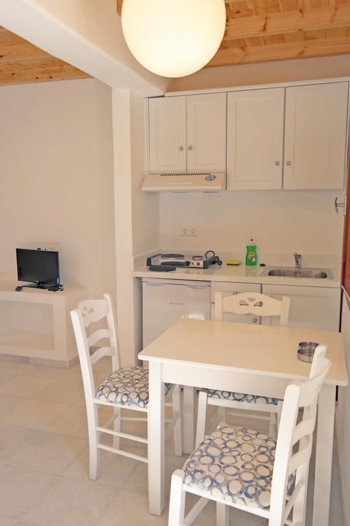 איוס פרוקופיוס Katerina Suites מראה חיצוני תמונה
